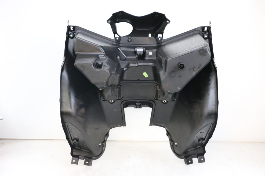 photo de INNER FAIRING YAMAHA X-MAX XMAX 125 (2010 - 2013) - Technical close-up