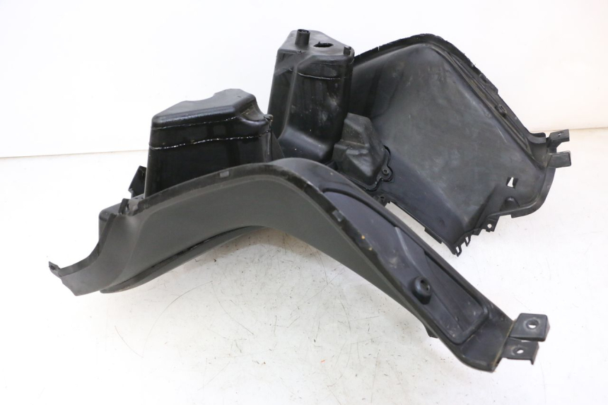 photo de INNER FAIRING YAMAHA X-MAX XMAX 125 (2010 - 2013) - Surface and material condition