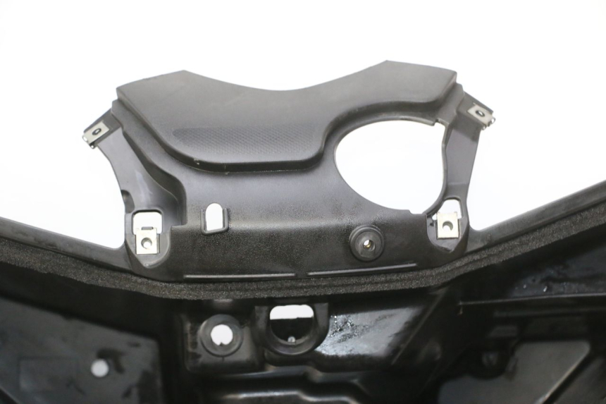 photo de INNER FAIRING YAMAHA X-MAX XMAX 125 (2010 - 2013) - Spare part profile view