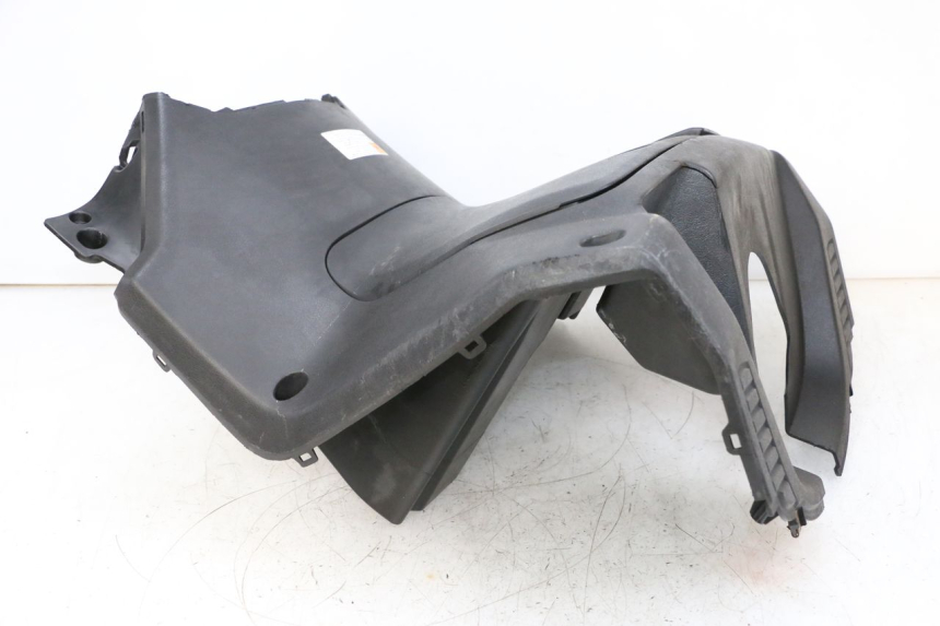 photo de INNER APRON YAMAHA XMAX X-MAX 125 (2006 - 2009) - Supplementary product photo