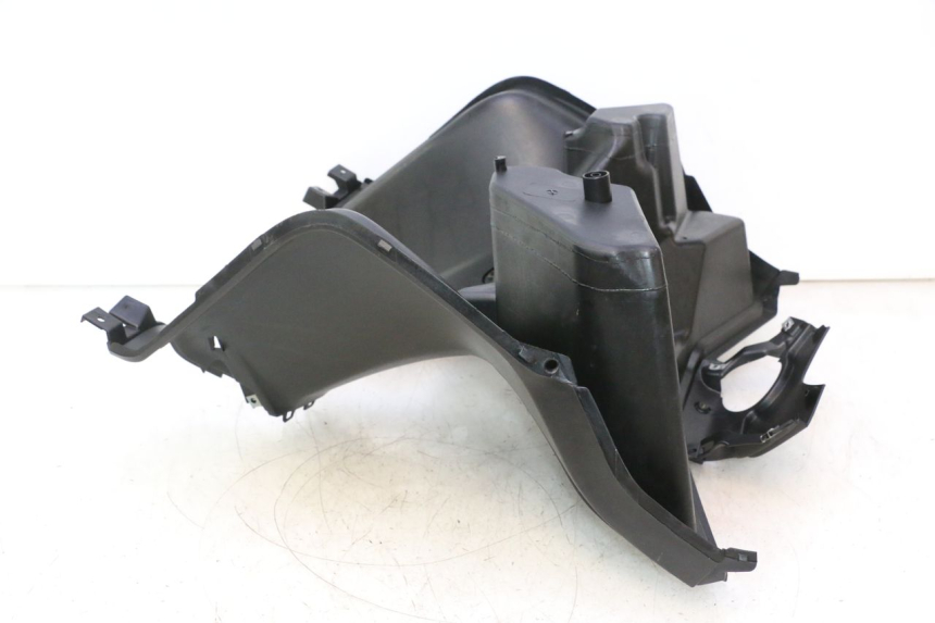 photo de INNER FAIRING YAMAHA X-MAX XMAX 125 (2010 - 2013) - Detailed visual inspection