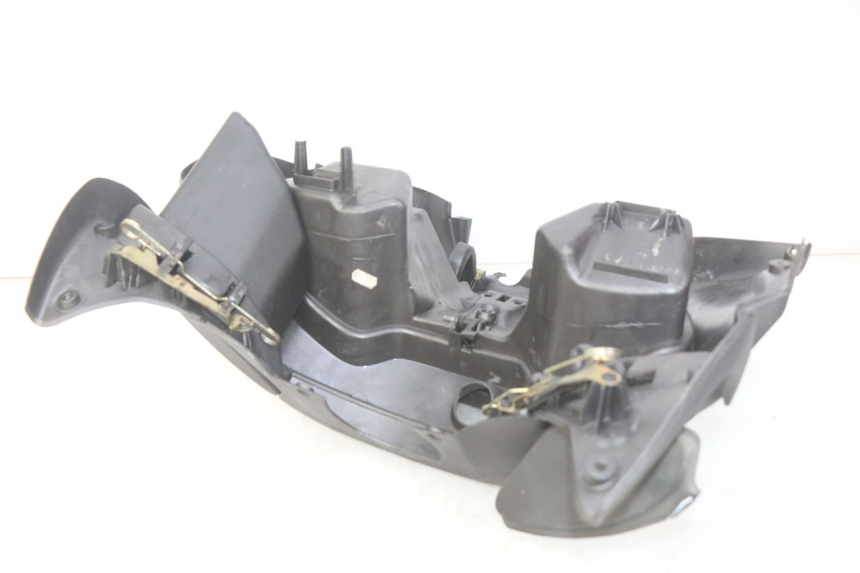 photo de INNER APRON PIAGGIO X9 EVOLUTION 125 (2003 - 2007) - Zoom on usage condition