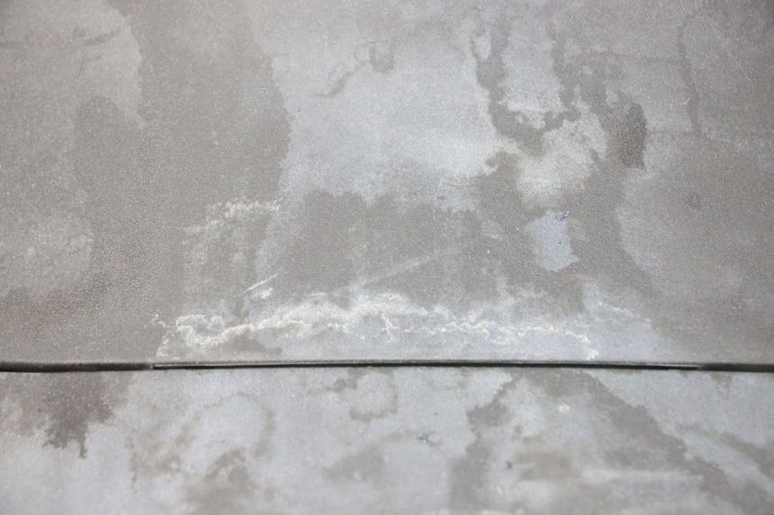 photo de INNER APRON PIAGGIO X9 EVOLUTION 125 (2003 - 2007) - Surface and material condition