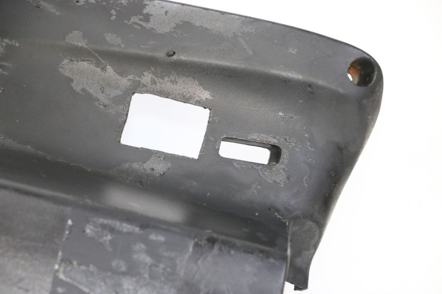 photo de INNER LEGSHIELD YAMAHA AEROX 50 (1997 - 2006) - Focus on structure