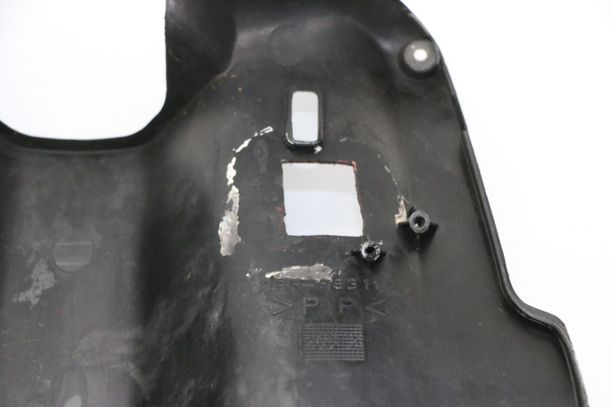 photo de INNER LEGSHIELD YAMAHA AEROX 50 (1997 - 2006) - Zoom on usage condition