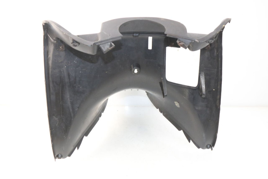 photo de INNER FAIRING YAMAHA YP MAJESTY 125 (2007 - 2010) - Technical close-up