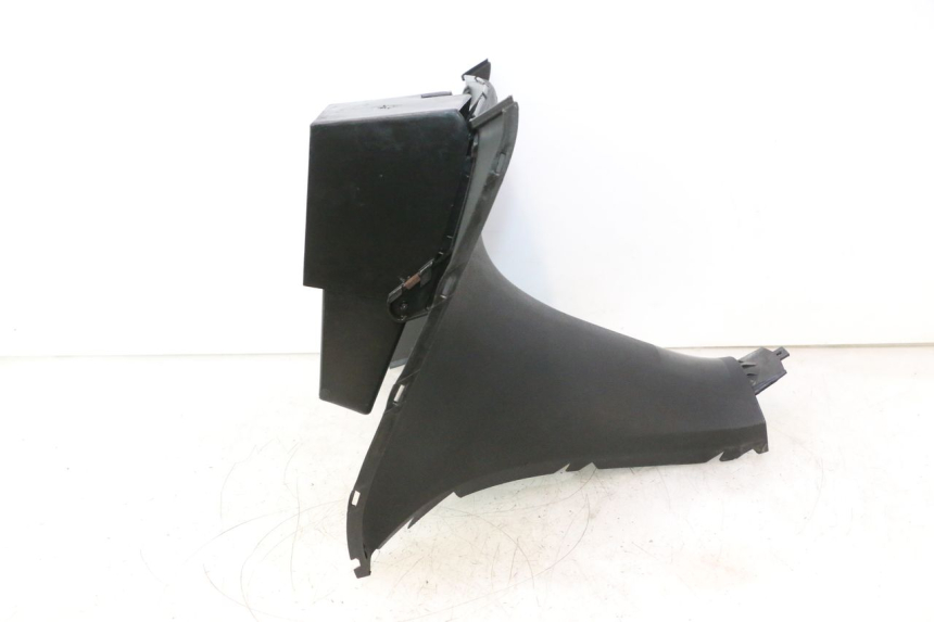 photo de INNER LEGSHIELD YAMAHA YP MAJESTY 125 (2002 - 2006) - Alternative perspective