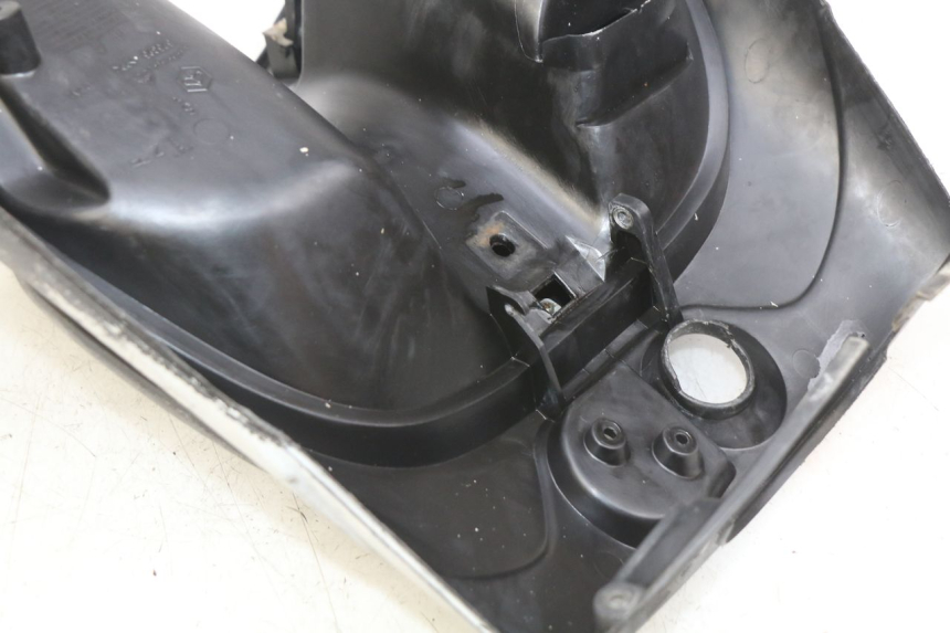 photo de INNER FAIRING PIAGGIO ZIP 2T 50 (2009 - 2019) - Zoom on usage condition
