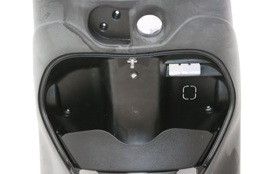 photo de INNER LEGSHIELD PIAGGIO ZIP IGET 4T 50 (2021 - 2023) - Distinctive features