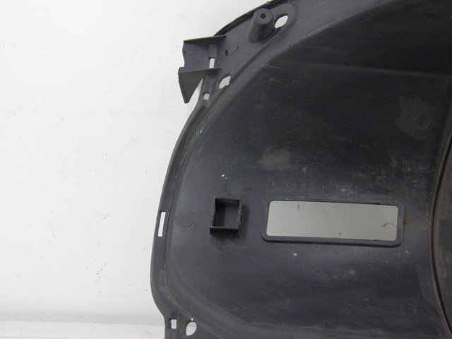 photo de INNER LEGSHIELD ZNEN ZN50QT-Q 50 (2010 - 2012) - Technical close-up