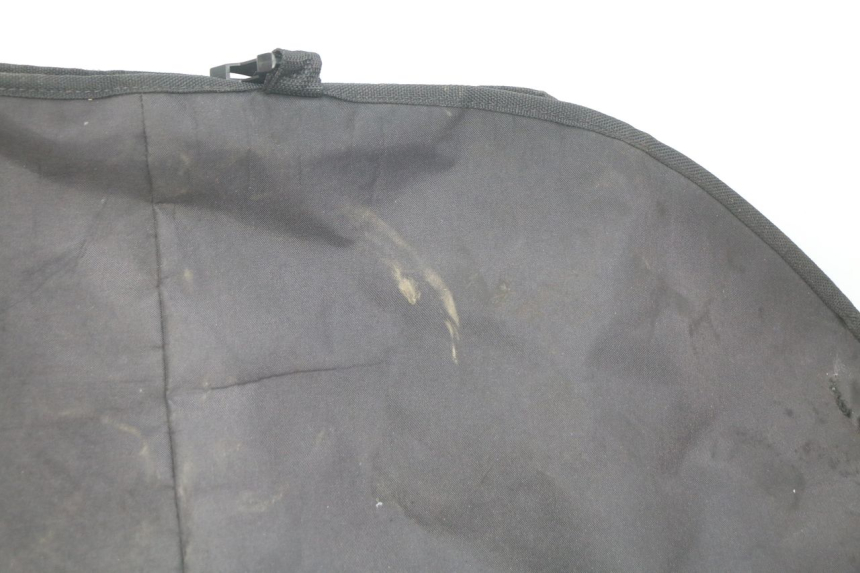 photo de PROTECTION APRON SYM CROX 4T 50 (2016 - 2023) - Fixing points details