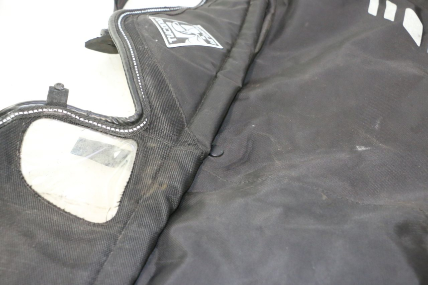 photo de LEG COVER PIAGGIO MP3 HPE 530 (2022 - 2026) - Additional view of the item