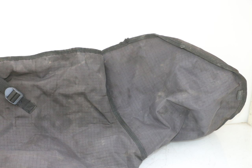 photo de LEG COVER PIAGGIO XEVO - X EVO 125 (2007 - 2017) - Supplementary product photo