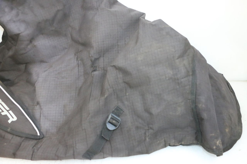 photo de LEG COVER PIAGGIO XEVO - X EVO 125 (2007 - 2017) - Spare part profile view