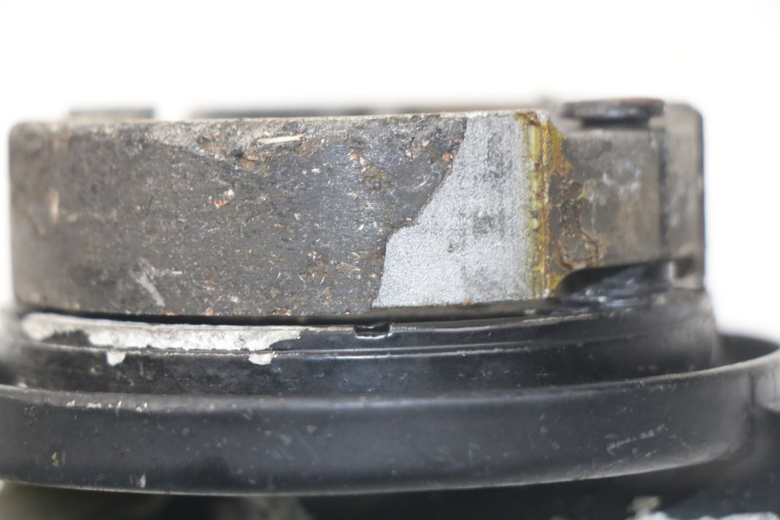 photo de REAR BRAKE DRUM LIFAN DIRTBIKE 50 - Alternative perspective