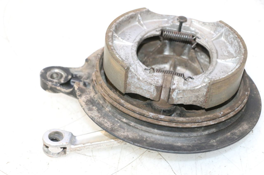 photo de REAR BRAKE DRUM SUZUKI DR S 600 (1985 - 1989) - Technical close-up