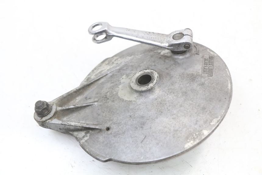 photo de REAR BRAKE DRUM SUZUKI GSX E 250 (1982 - 1983) - Component detail