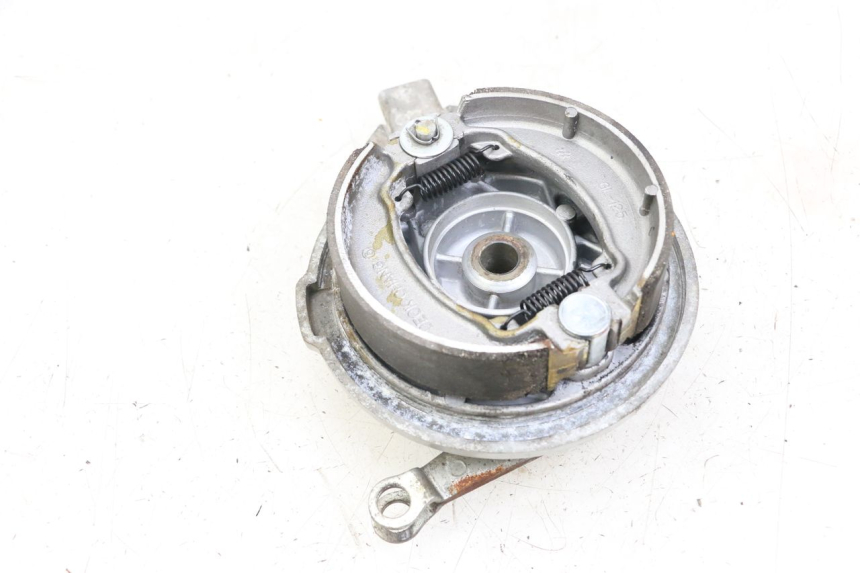 photo de REAR DRUM DAELIM VL DAYSTAR 125 (2000 - 2011) - Zoom on usage condition