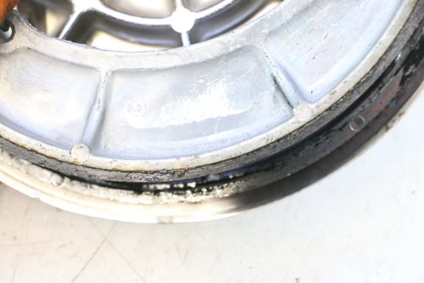 photo de REAR BRAKE DRUM YAMAHA XV VIRAGO 535 (1988 - 2004) - Zoom on usage condition