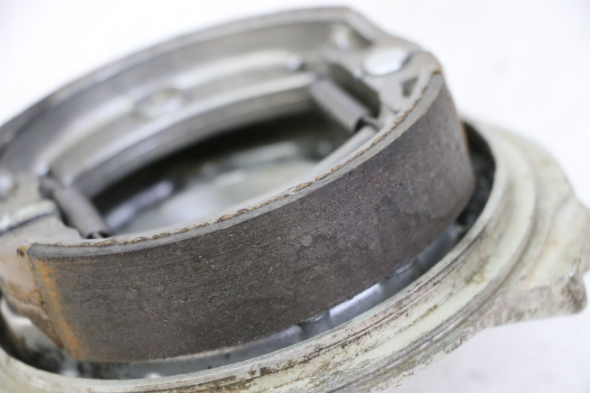 photo de REAR BRAKE DRUM YAMAHA TTR 125 (2000 - 2020) - Technical close-up