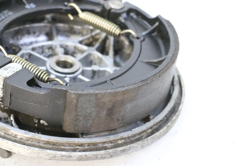 photo de REAR BRAKE DRUM YAMAHA XV VIRAGO 535 (1988 - 2004) - Fixing points details