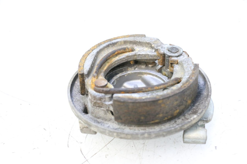 photo de FRONT BRAKE DRUM PEUGEOT 103 SPX CLIP 50 (1989 - 1992) - Zoom on usage condition