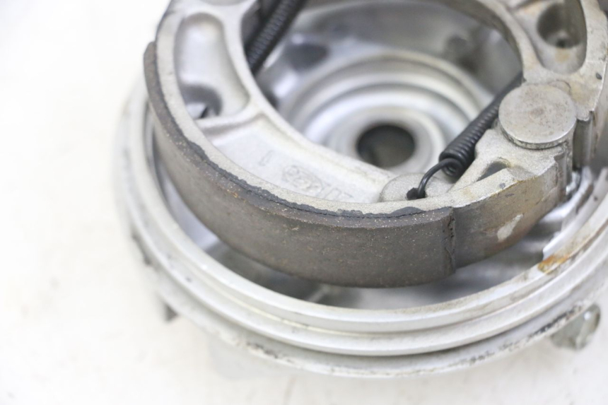 photo de FRONT BRAKE DRUM HONDA CRF-F CRF F 110 (2019 - 2022) - Technical close-up