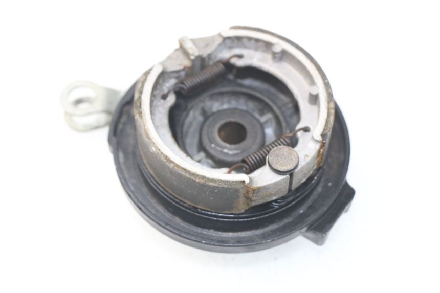 photo de FRONT BRAKE DRUM LIFAN DIRTBIKE 50 - Alternative perspective