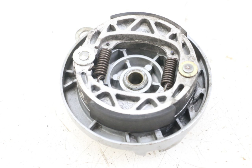 photo de FRONT BRAKE DRUM PIAGGIO ZIP RST 50 (1996 - 1998) - Zoom on usage condition