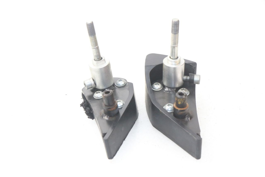 photo de ENGINE SLIDER SUZUKI GSX-R GSXR K16 1000 (2012 - 2016) - Zoom on usage condition