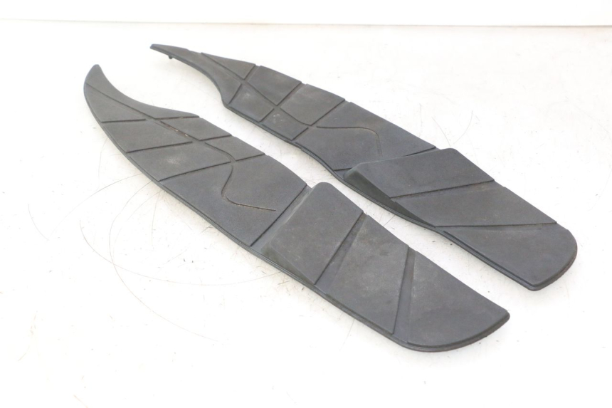 photo de FLOOR PANEL RUBBER APRILIA ATLANTIC S 125 (2010 - 2013) - Component detail