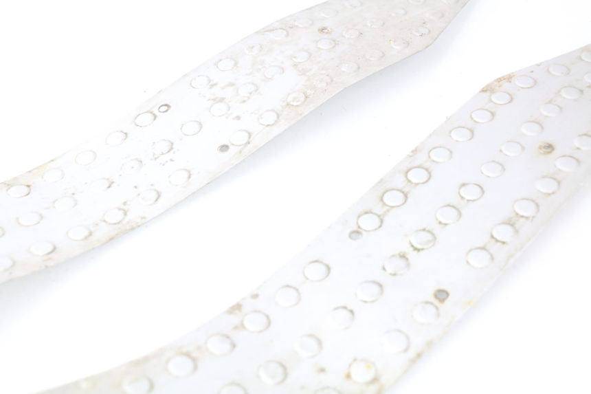 photo de FOOTBOARD MAT JONWAY AZTRAL 125 (2008 - 2017) - Technical close-up