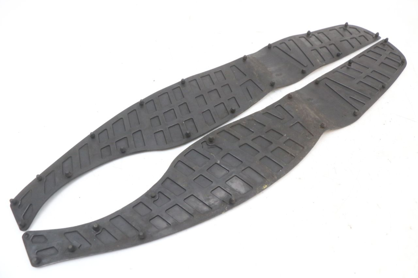 photo de FLOOR PANEL RUBBER SUZUKI BURGMAN 125 (2007 - 2014) - Alternative perspective