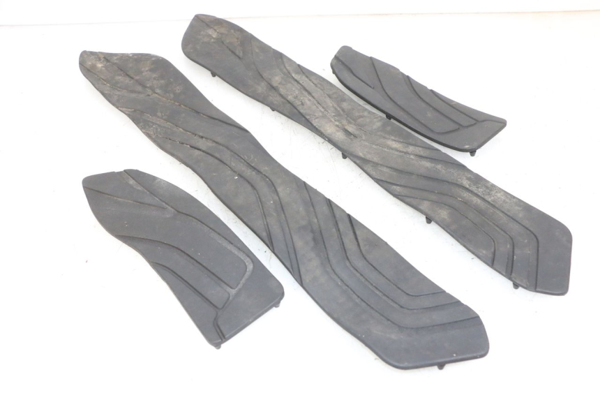 photo de FLOOR PANEL RUBBER SUZUKI BURGMAN 650 (2013 - 2020) - Main view