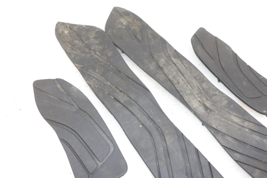 photo de FLOOR PANEL RUBBER SUZUKI BURGMAN 650 (2013 - 2020) - Product overview