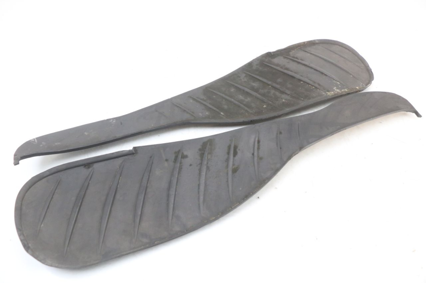photo de FLOOR PANEL RUBBER BMW C1 125 (2000 - 2003) - Component detail