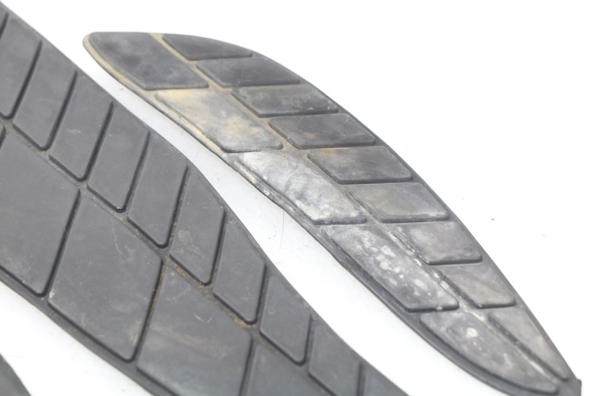 photo de FLOOR PANEL RUBBER ERIDER CARGO 1 (2009 - 2018) - Surface and material condition