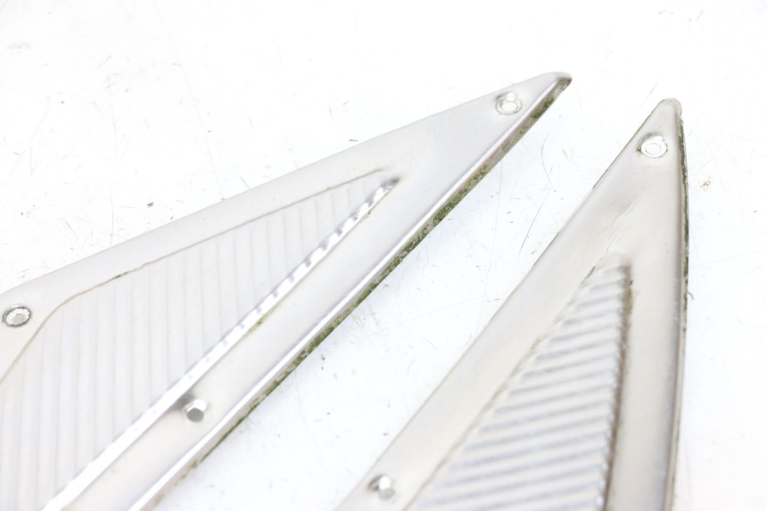 photo de FLOOR PANEL RUBBER WAYSCRAL E-START 1 (2018 - 2022) - Technical close-up