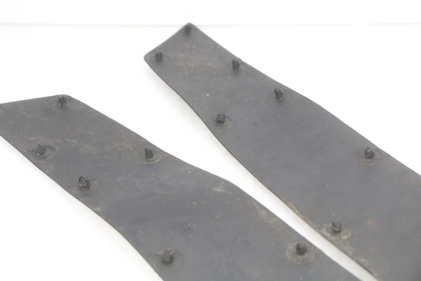 photo de FOOTBOARD MAT HONDA FES PANTHEON 2T 125 (1998 - 2002) - Component detail