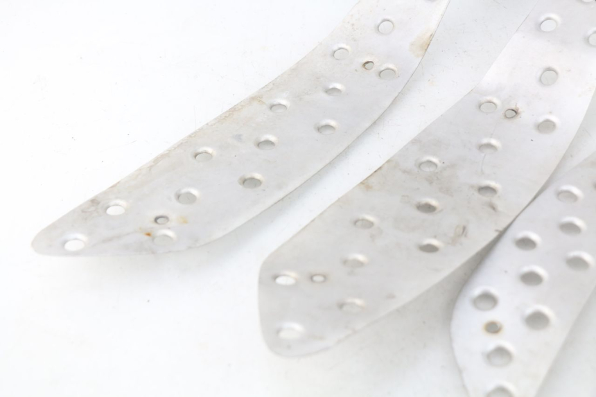 photo de FLOOR PANEL RUBBER JONWAY GTX 2T 50 (2014 - 2020) - Technical close-up