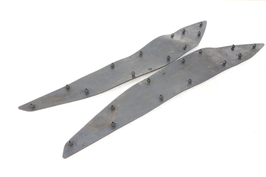 photo de FLOOR PANEL RUBBER HONDA PCX (JF57/JF64) 125 (2014 - 2018) - Alternative perspective