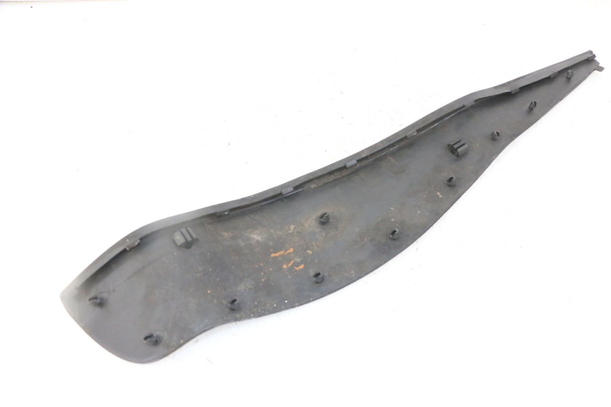 photo de FLOOR PANEL RUBBER PIAGGIO IE MP3 YOURBAN 300 (2011 - 2016) - Component detail