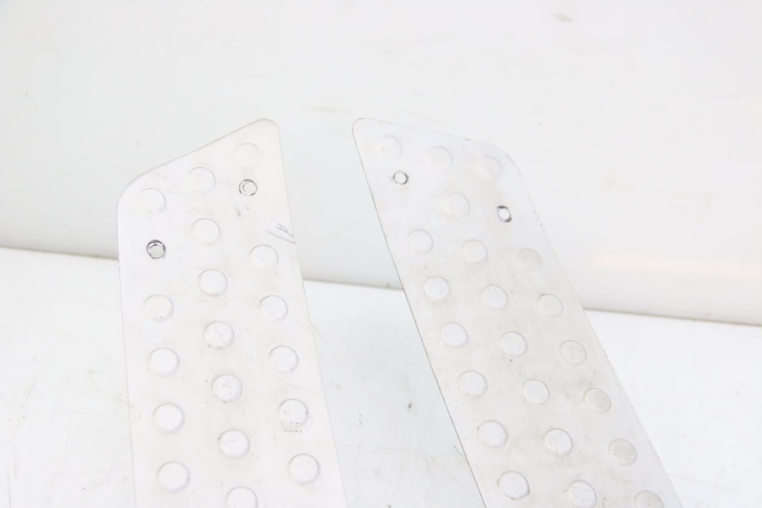 photo de FOOTBOARD MAT REVATTO IMPERATOR 125 (2007 - 2015) - Technical close-up