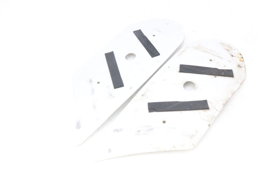 photo de FOOTBOARD MAT PEUGEOT KISBEE 2T 50 (2010 - 2017) - Component detail