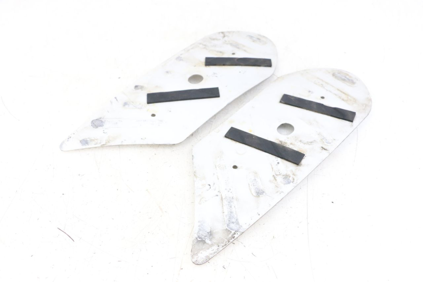 photo de FLOOR PANEL RUBBER PEUGEOT KISBEE 2T 50 (2018 - 2022) - Alternative perspective