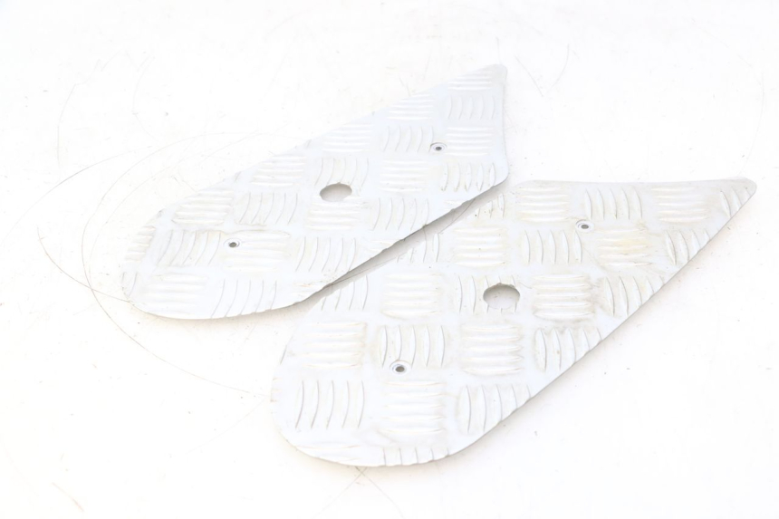 photo de FLOOR PANEL RUBBER PEUGEOT KISBEE 4T 50 (2023 - 2026) - Main view