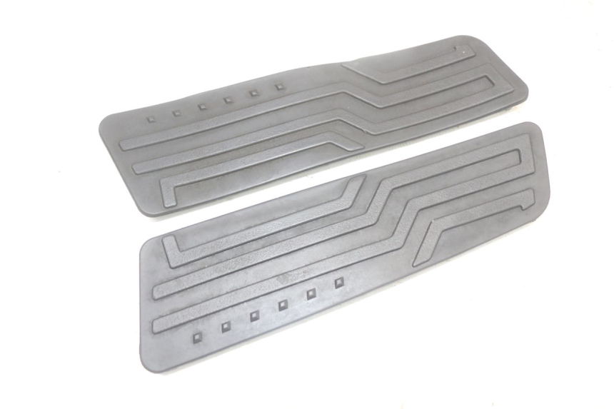 photo de FOOTBOARD MAT KYMCO X-TOWN XTOWN 125 (2016 - 2021) - Component detail