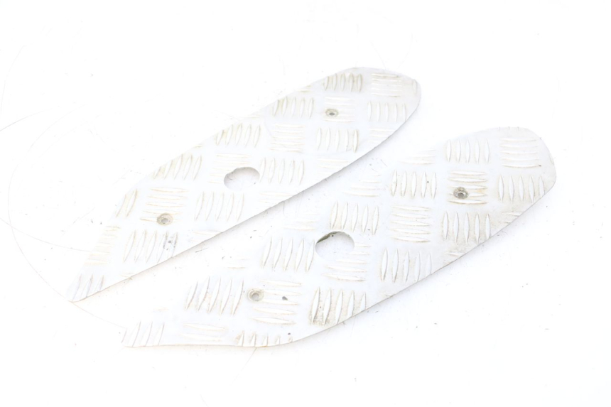 photo de FLOOR PANEL RUBBER PEUGEOT LUDIX BLASTER 50 (2006 - 2014) - Component detail