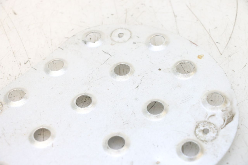 photo de FLOOR PANEL RUBBER KEEWAY MATRIX RX9 125 (2006 - 2007) - Technical close-up