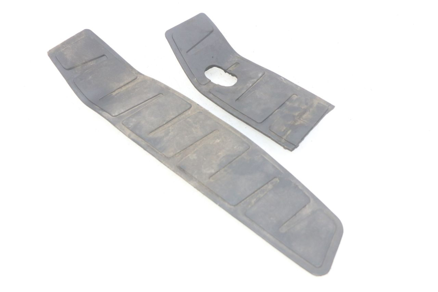 photo de FOOTBOARD MAT PIAGGIO MP3 LT 300 (2010 - 2016) - Main view